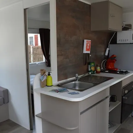 Le Bois Masson Mobile Homes Kamp alanı 4*